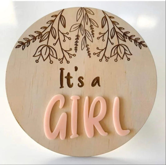 "Its a Girl" Wooden announcement plaque